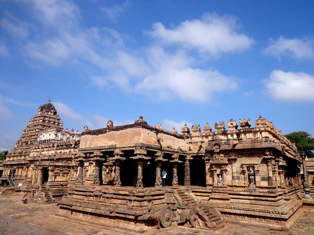 Airavatesvara Temple stone chariot and vimana at Darasuram, Tamil Nadu