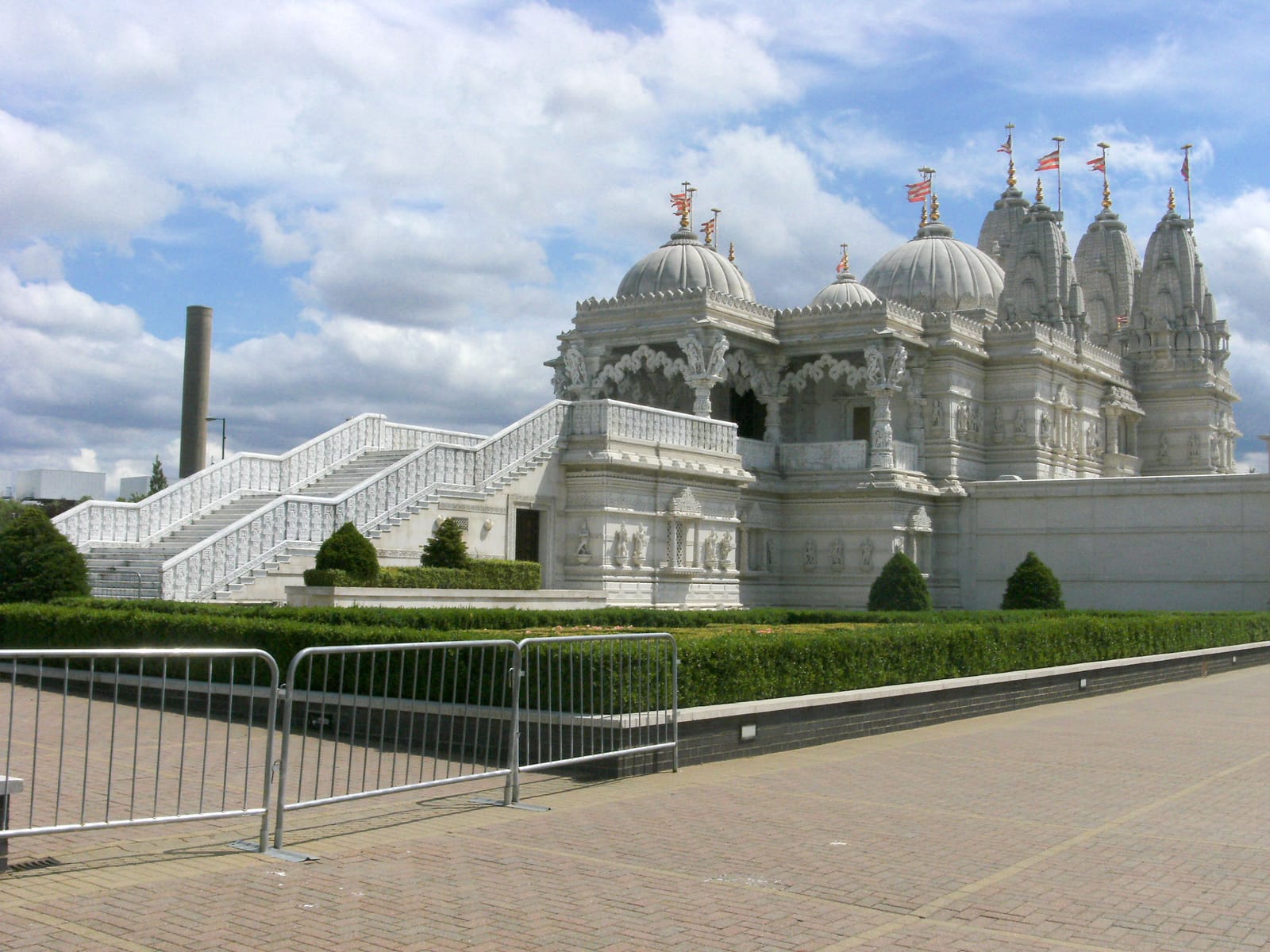BAPS Shri Swaminarayan Mandir in Neasden, London, the first traditional Hindu stone temple in Europe