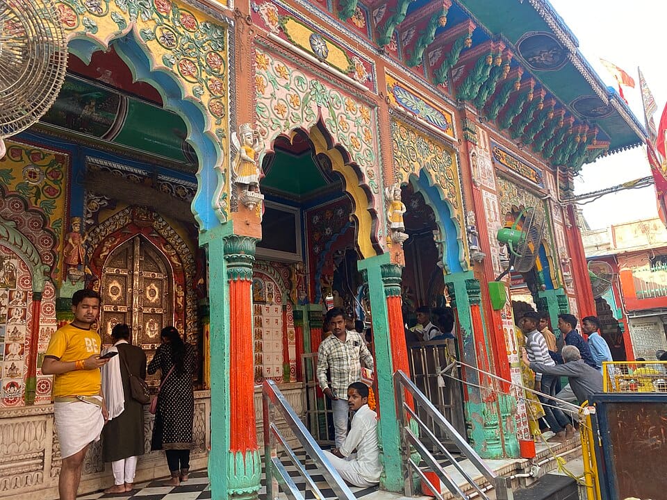 Front view of Hanuman Garhi, Uttar Pradesh, India