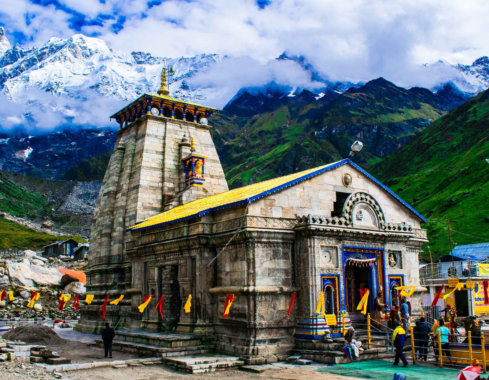 Photograph of a historic Hindu temple in India