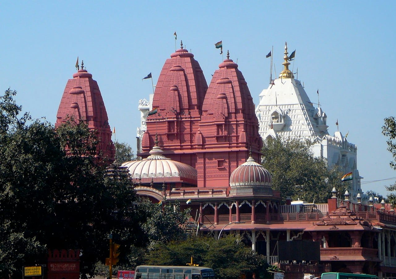 Front view of Shri Digambar Jain Lal Mandir, Delhi, India