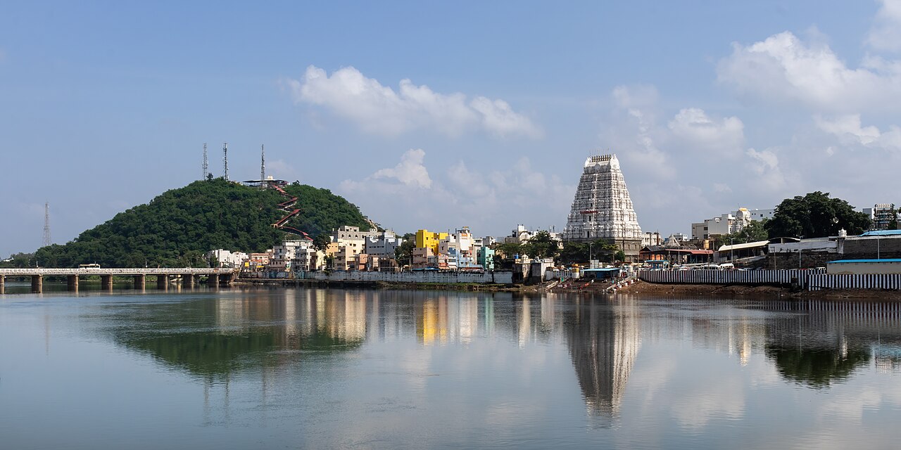 Srikalahasti Temple 120-foot Raja Gopuram on Swarnamukhi River, Andhra Pradesh